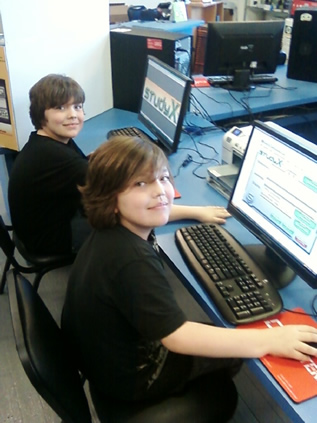 Kids Using Study Software